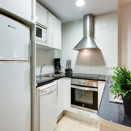 Cosy Near Apartment